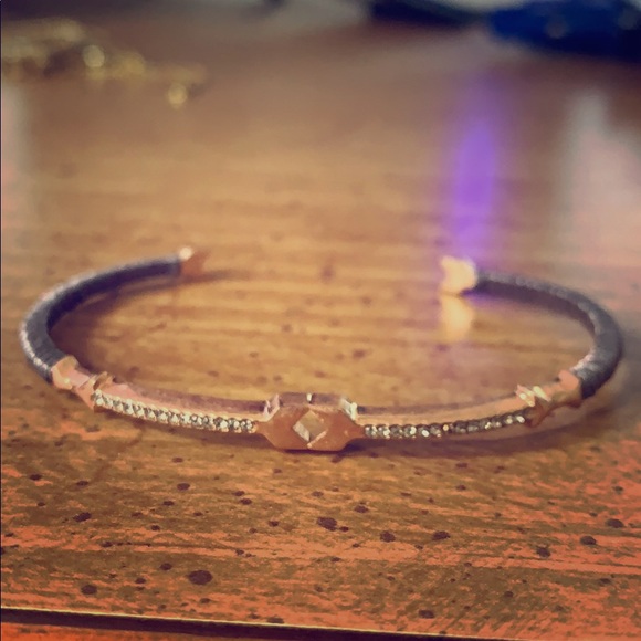 Stella & Dot Jewelry - Delicate Arrow Bracelet in Rose Gold